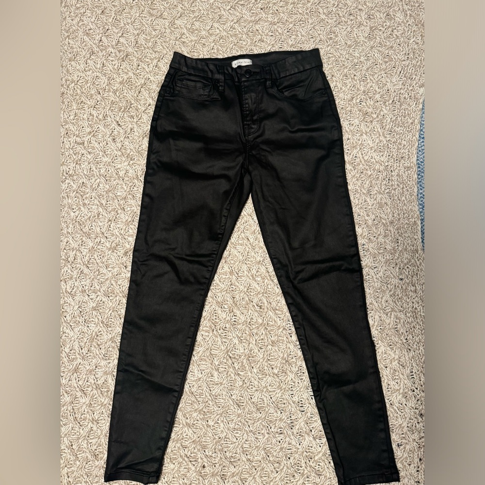 Tori Skinny Leg Mid Rise Coated black Denim Jeans Size 27